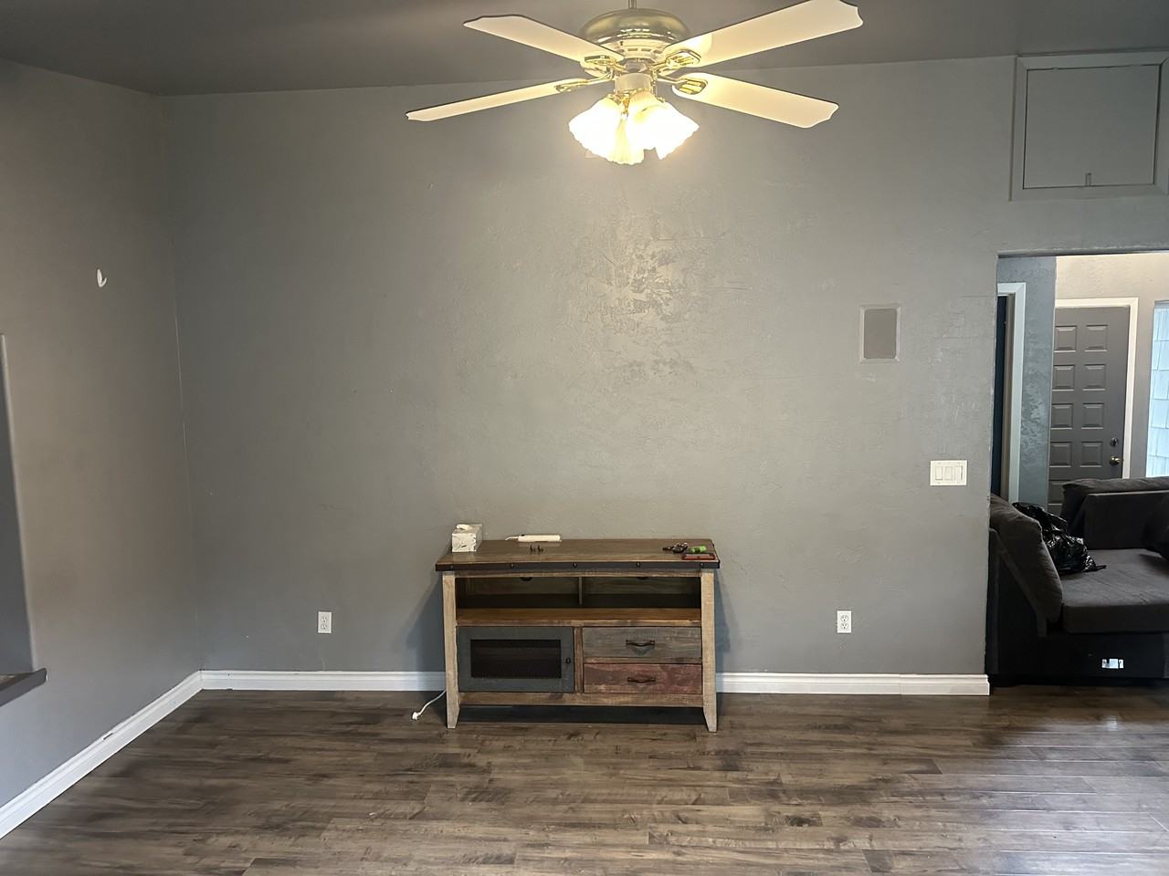 524 Silcott Ct #NA - Photo 3 of 29