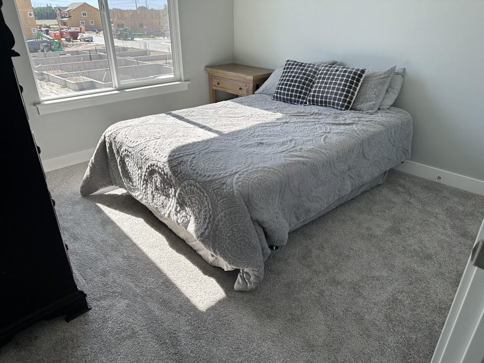 1353 N 3740 W - Photo 4 of 9