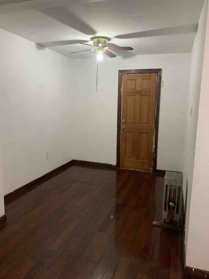 10146 95th St #NA - Photo 3 of 11