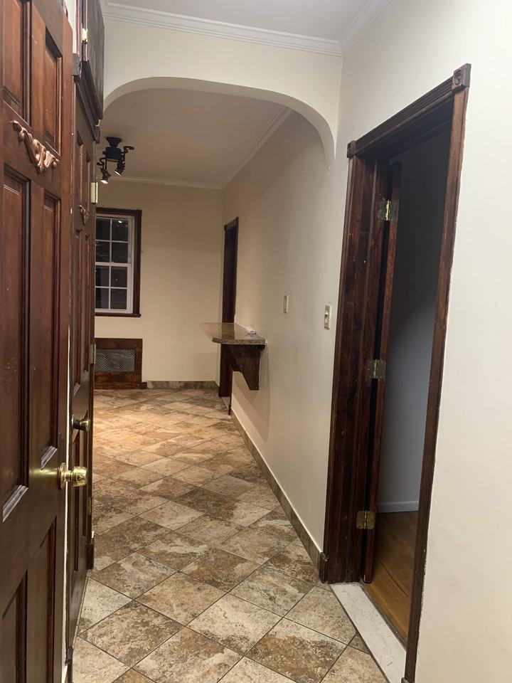 10146 95th St #NA - Photo 5 of 11