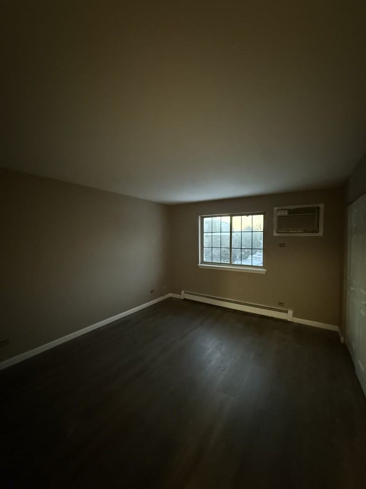 2332 Century Point Ln #C - Photo 5 of 12