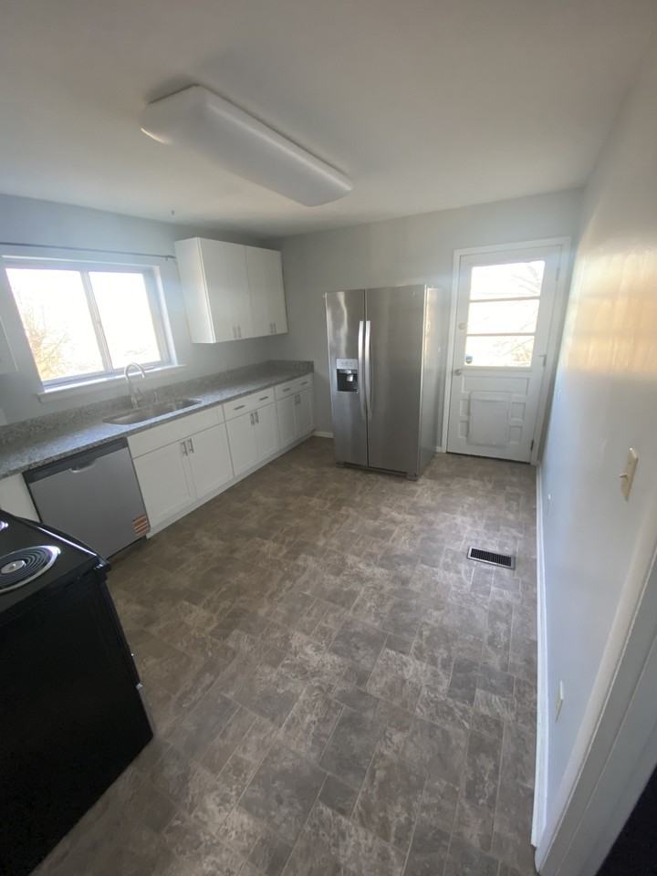 3636 Phelps St #NA - Photo 5 of 16