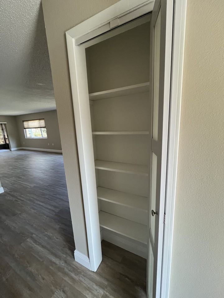 4022 Davit Dr - Photo 5 of 24