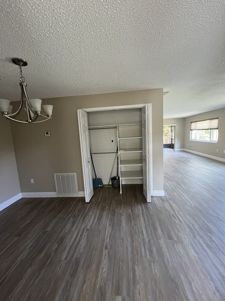 4022 Davit Dr - Photo 7 of 24