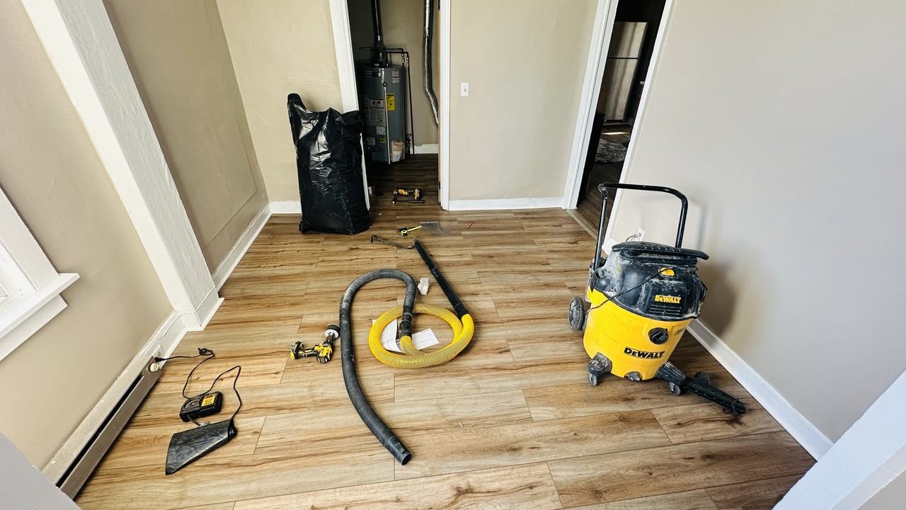 300 S Main St #300UPPER - Photo 4 of 13