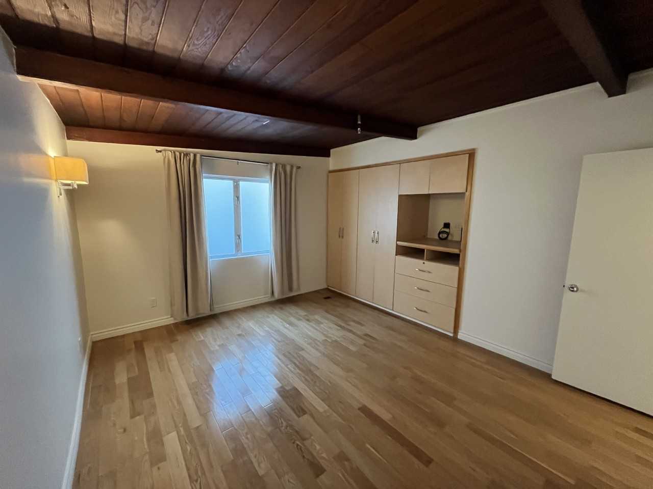 625 S Catalina Ave #A - Photo 4 of 9