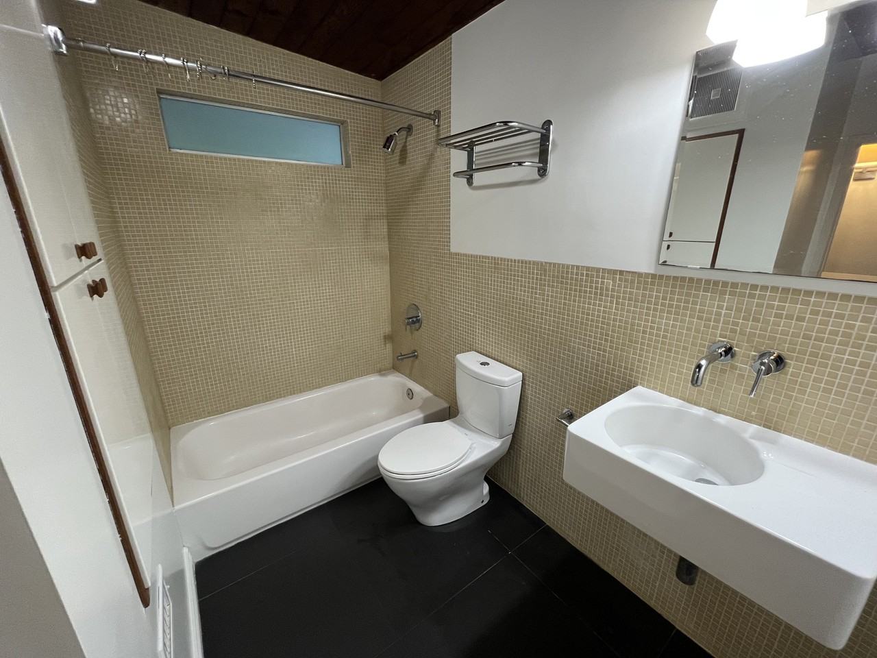 625 S Catalina Ave #A - Photo 5 of 9