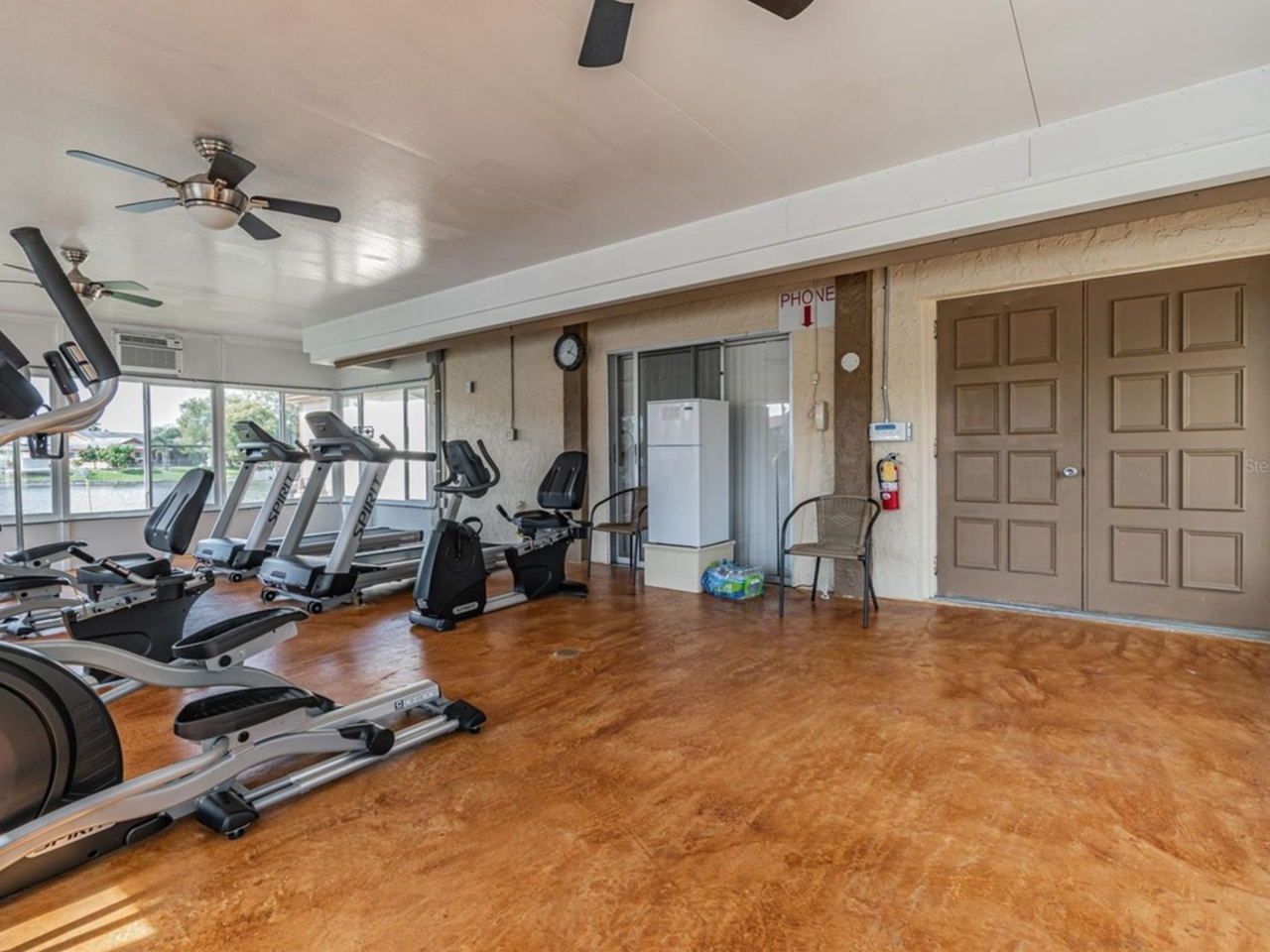 4022 Davit Dr - Photo 3 of 20