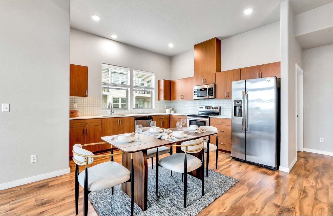 17181 Sw Snowdale St #302 - Photo 5 of 48