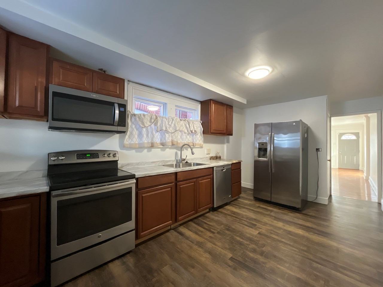 809 S 10th St - Photo 5 of 20