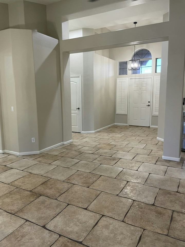 2150 S Boulder Ct - Photo 2 of 29