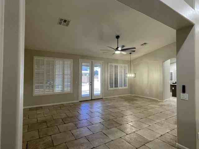 2150 S Boulder Ct - Photo 3 of 29