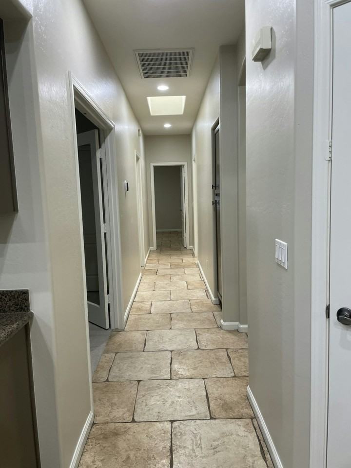 2150 S Boulder Ct - Photo 6 of 29