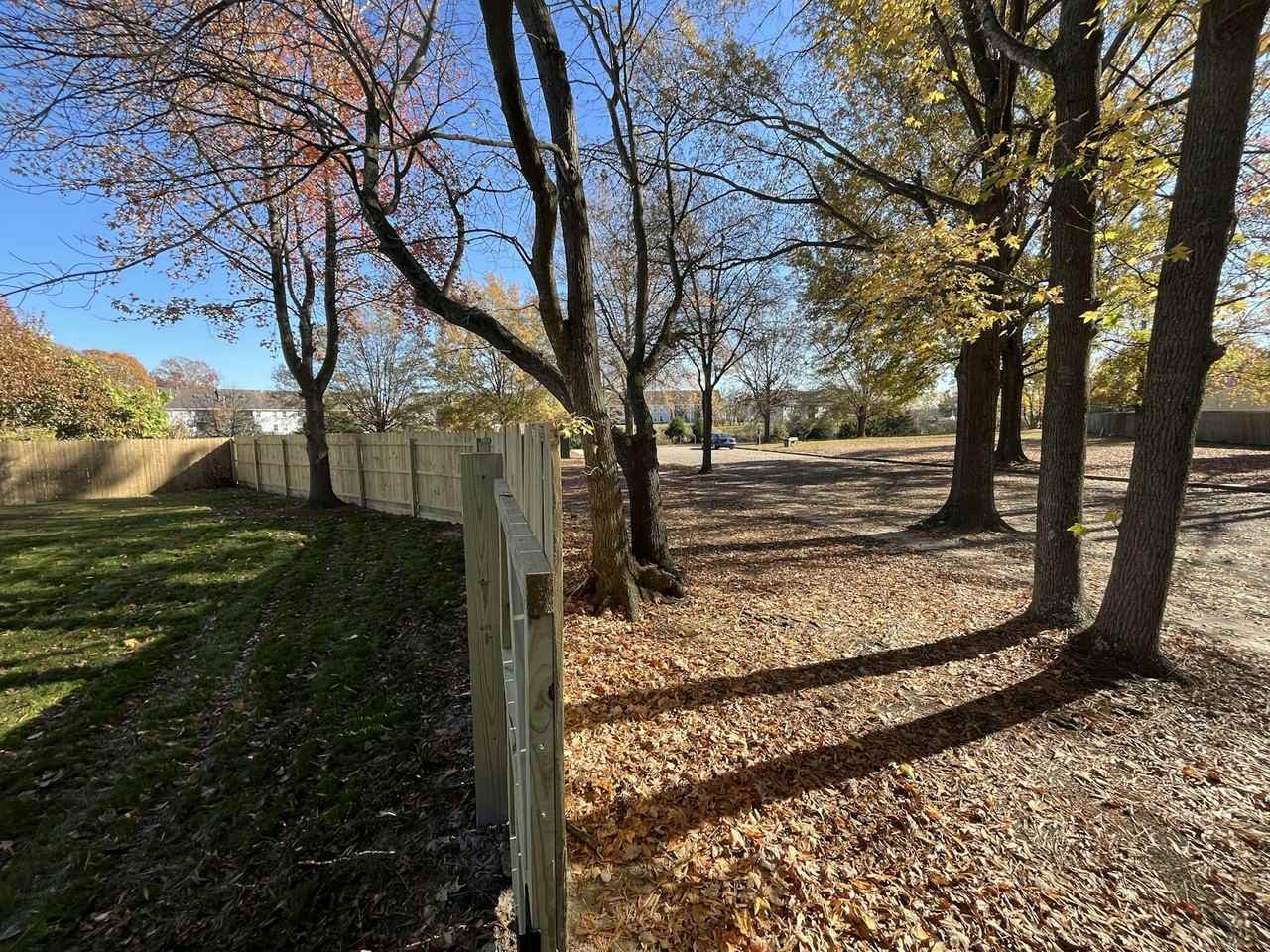 1408 Callandish Ct - Photo 4 of 22