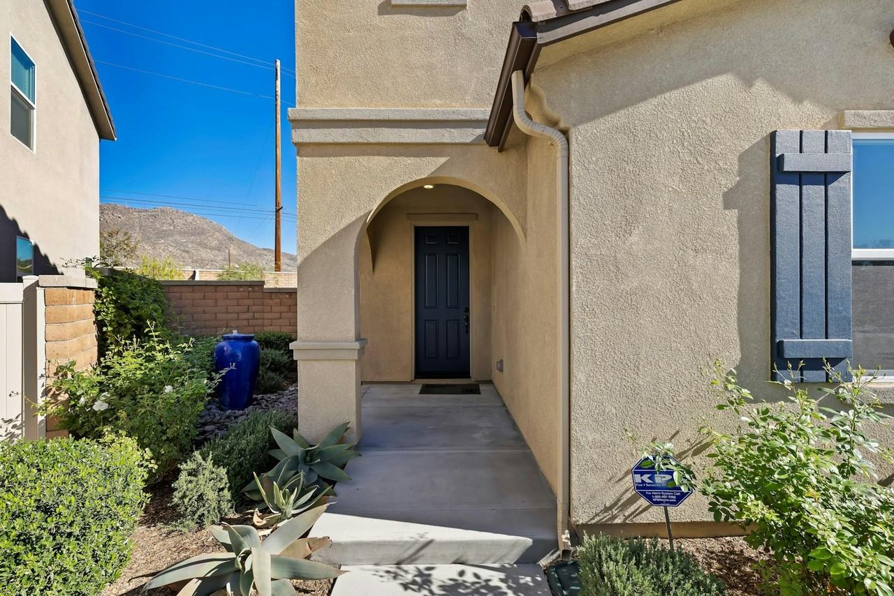 7736 Citron Cir - Photo 3 of 20