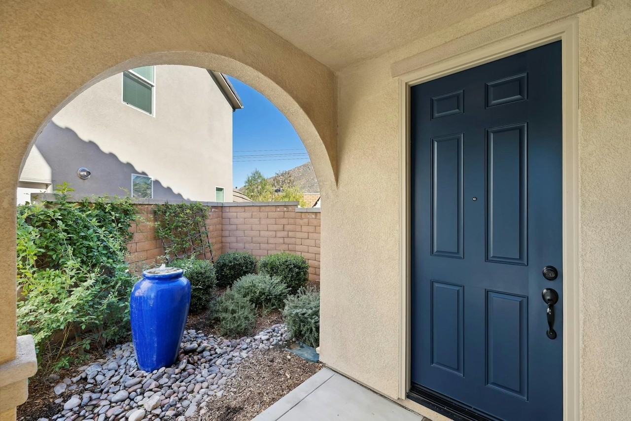 7736 Citron Cir - Photo 4 of 20