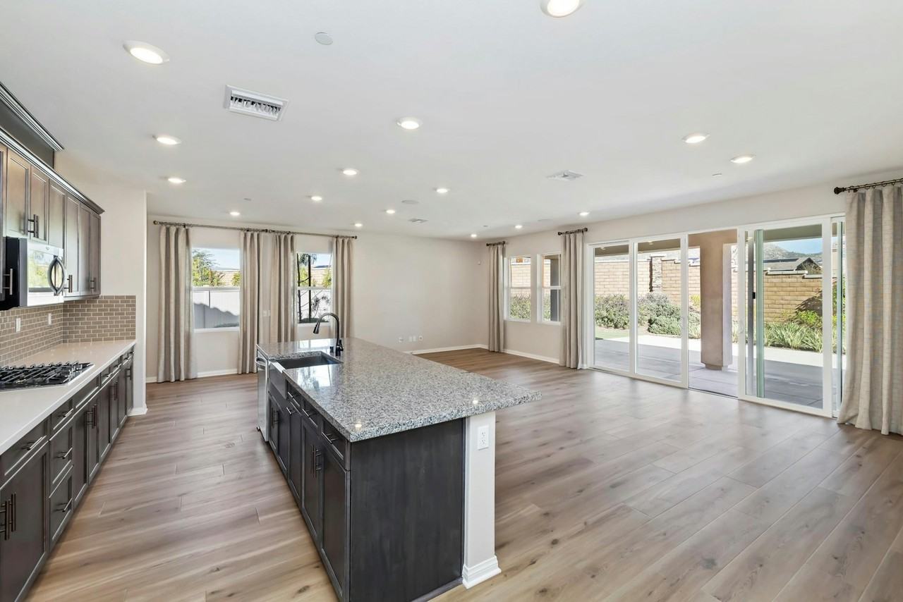 7736 Citron Cir - Photo 6 of 20