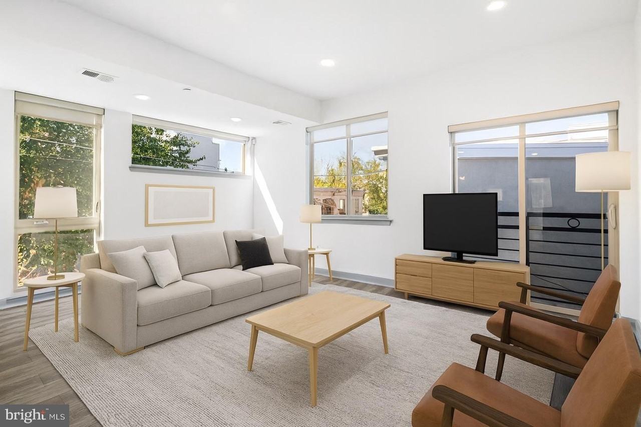 419 West Berks Street, Unit 2 - Photo 2 of 12