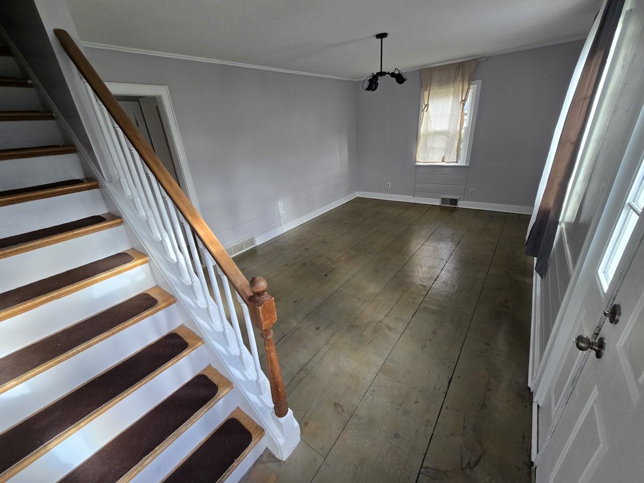 205 Elmbrook Dr #1 - Photo 2 of 36