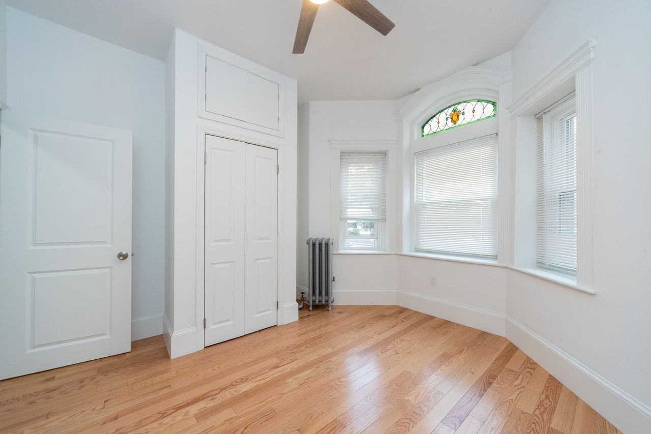 22 Westland Ave - Photo 4 of 11