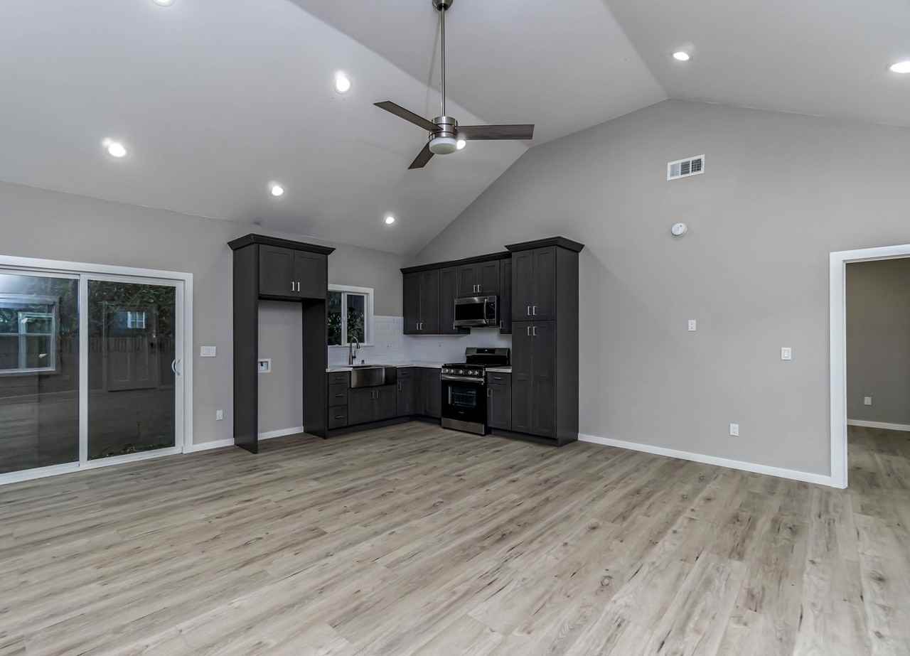 13940 Brightwell Ave - Photo 5 of 22