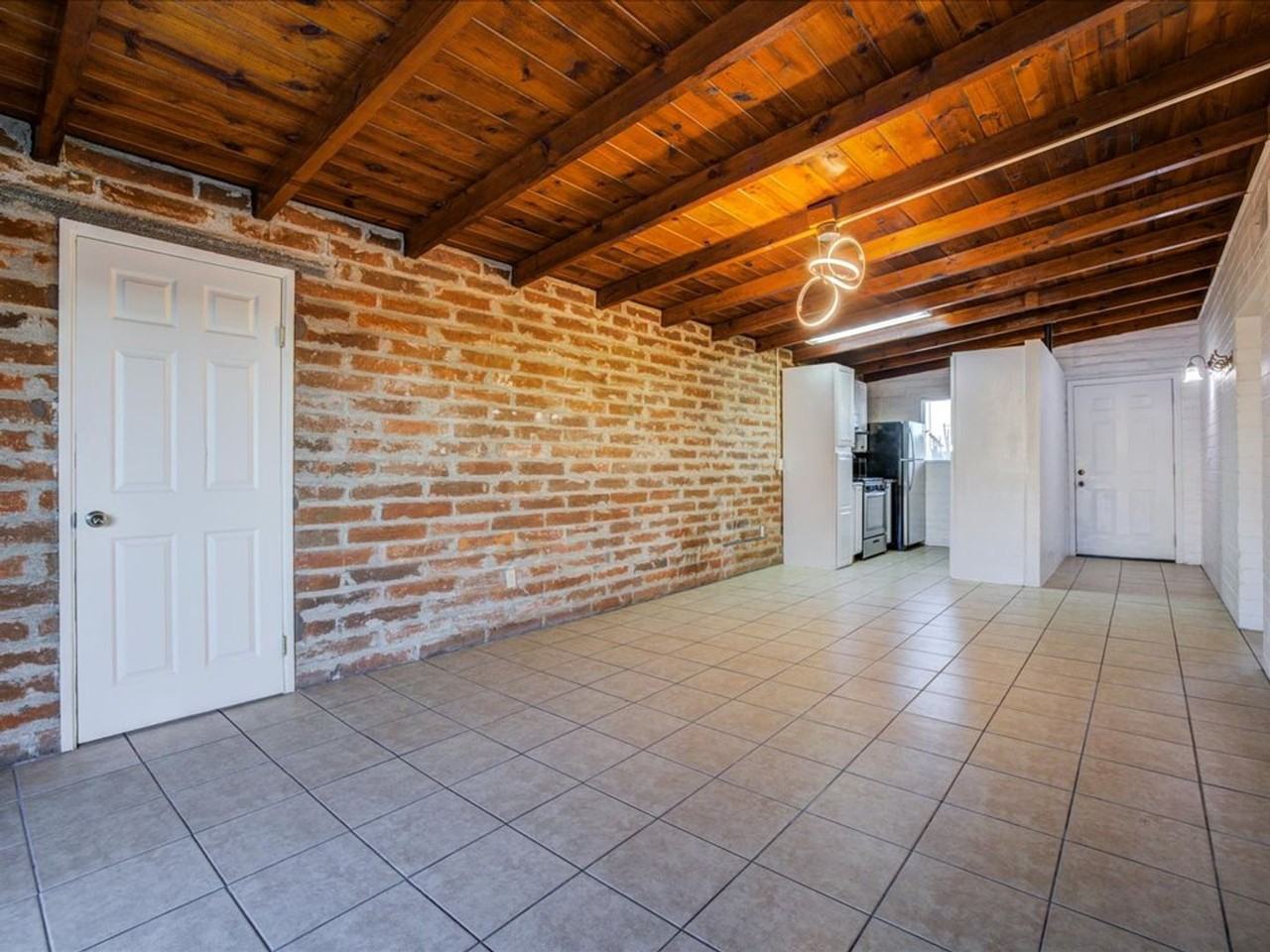 174 W Borrego St - Photo 2 of 17