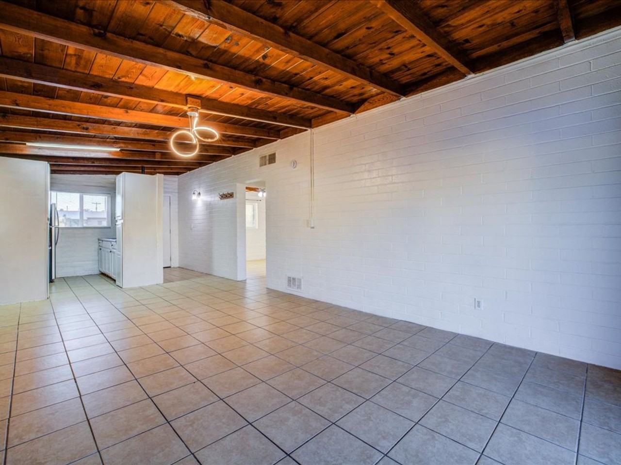 174 W Borrego St - Photo 3 of 17