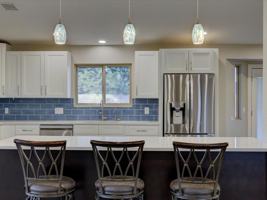 featured image of 1812 W Deacon Dr