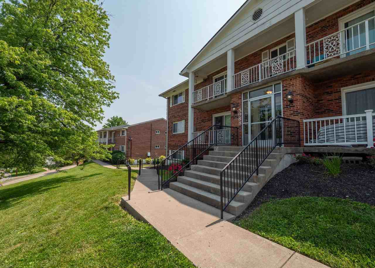 2590 Peoples Ln - Photo 2 of 26