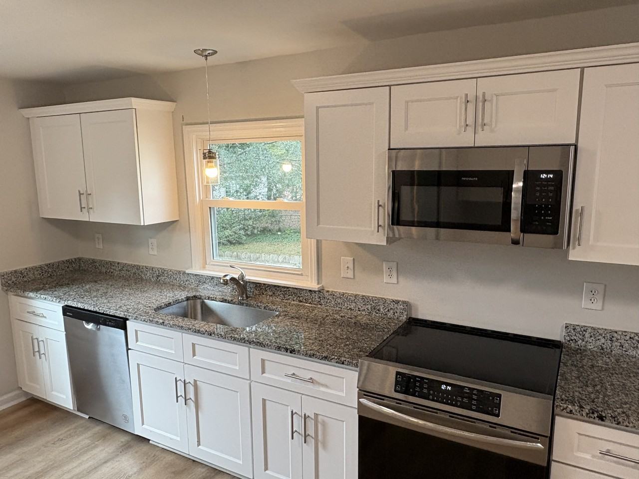 1948 Monroe St #NA - Photo 2 of 20