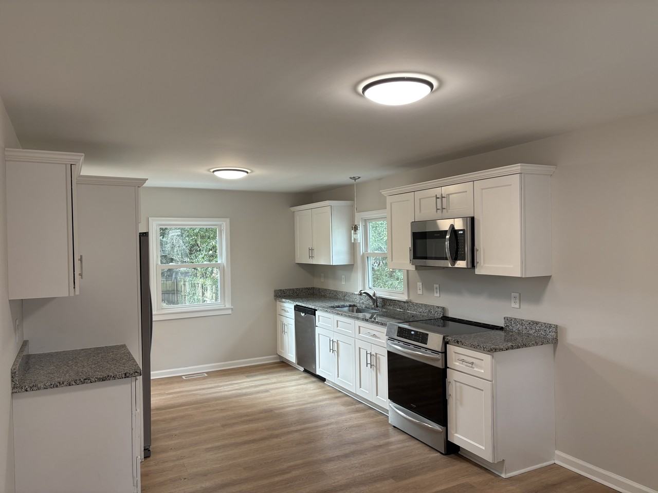 1948 Monroe St #NA - Photo 3 of 20