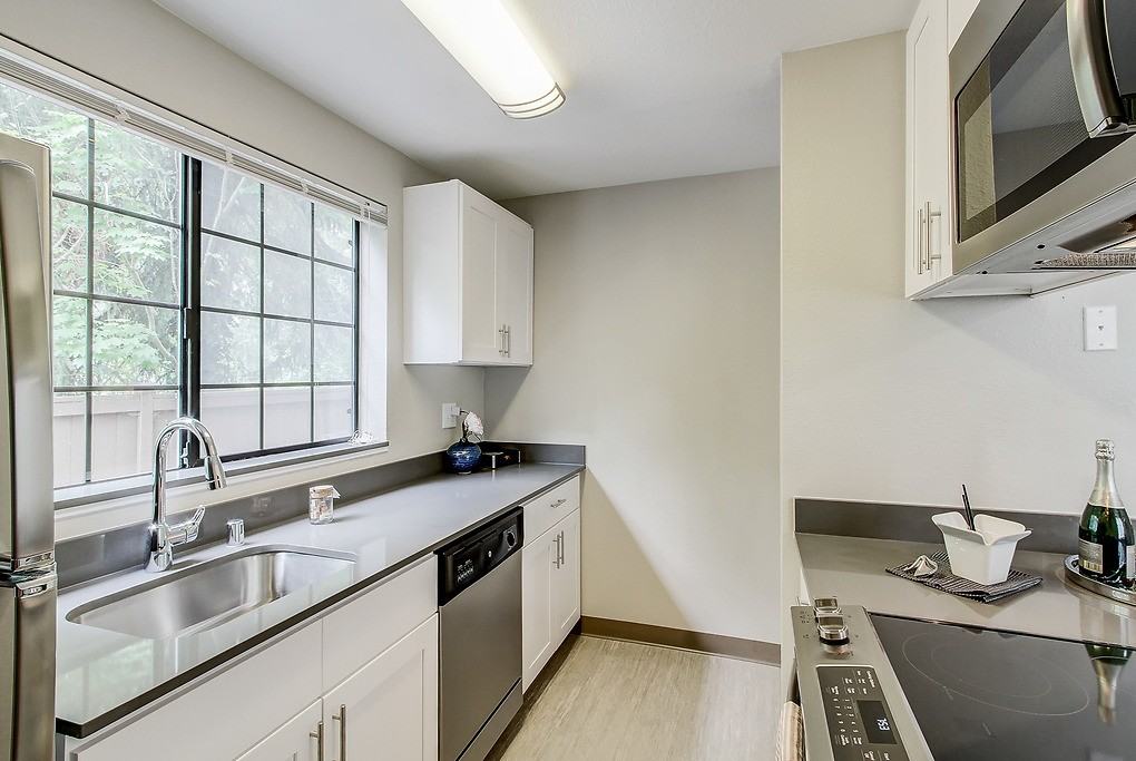 Emerald Ridge - Photo 5 of 49