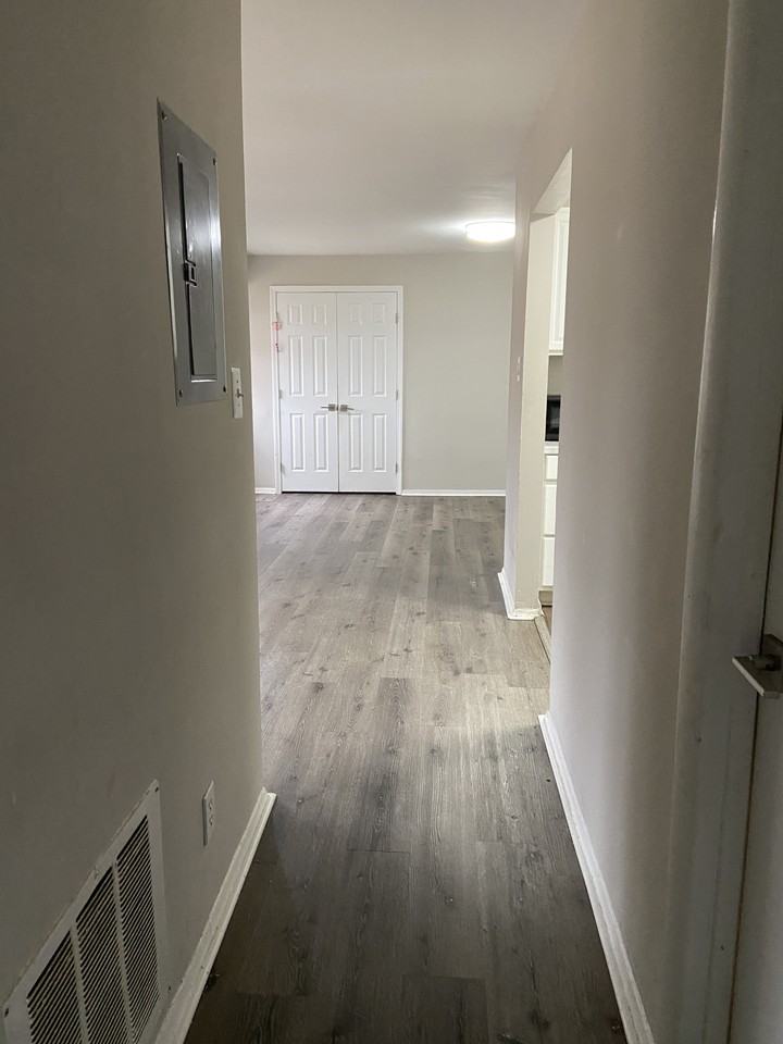 13443 Millwood Dr #3 - Photo 3 of 7