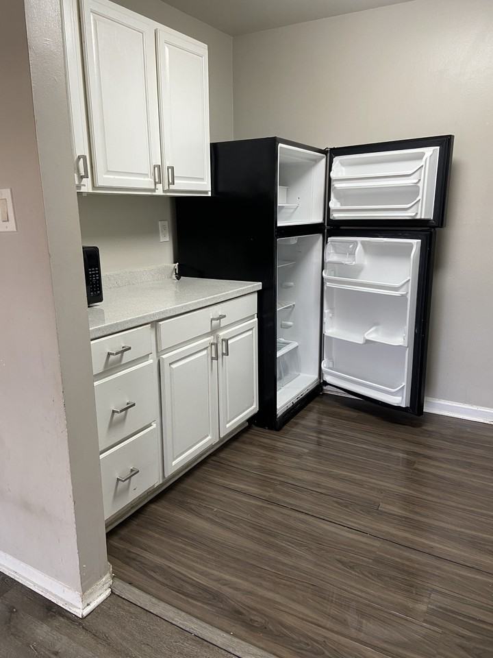 13443 Millwood Dr #3 - Photo 7 of 7