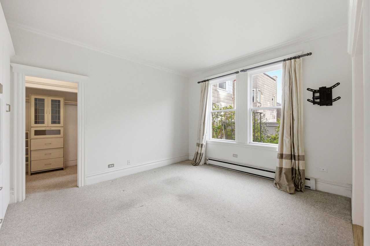 2211 California St #1 - Photo 5 of 16