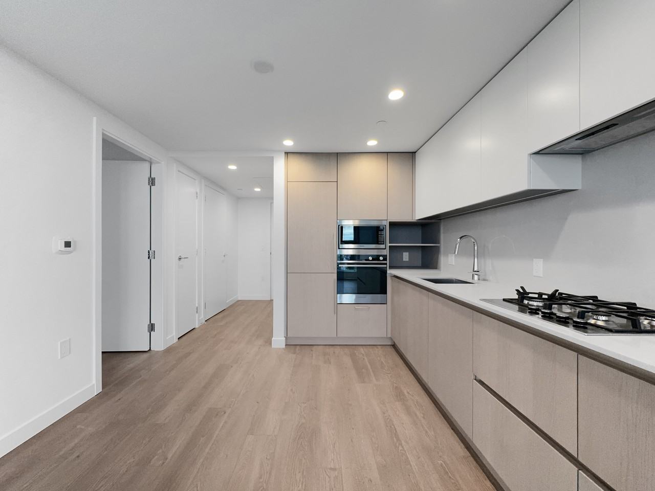 5685 Halley Avenue - Photo 3 of 24