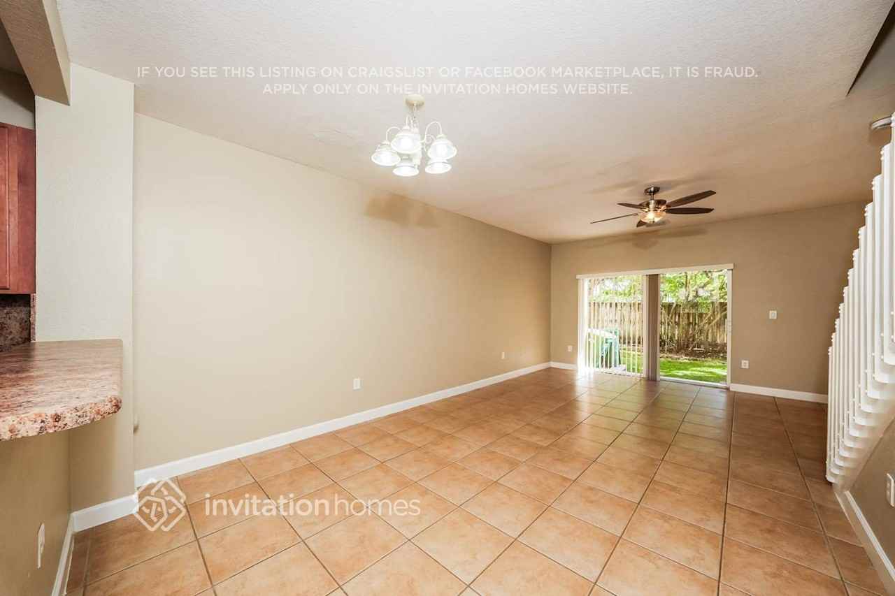6022 Woodlands Blvd - Photo 6 of 18
