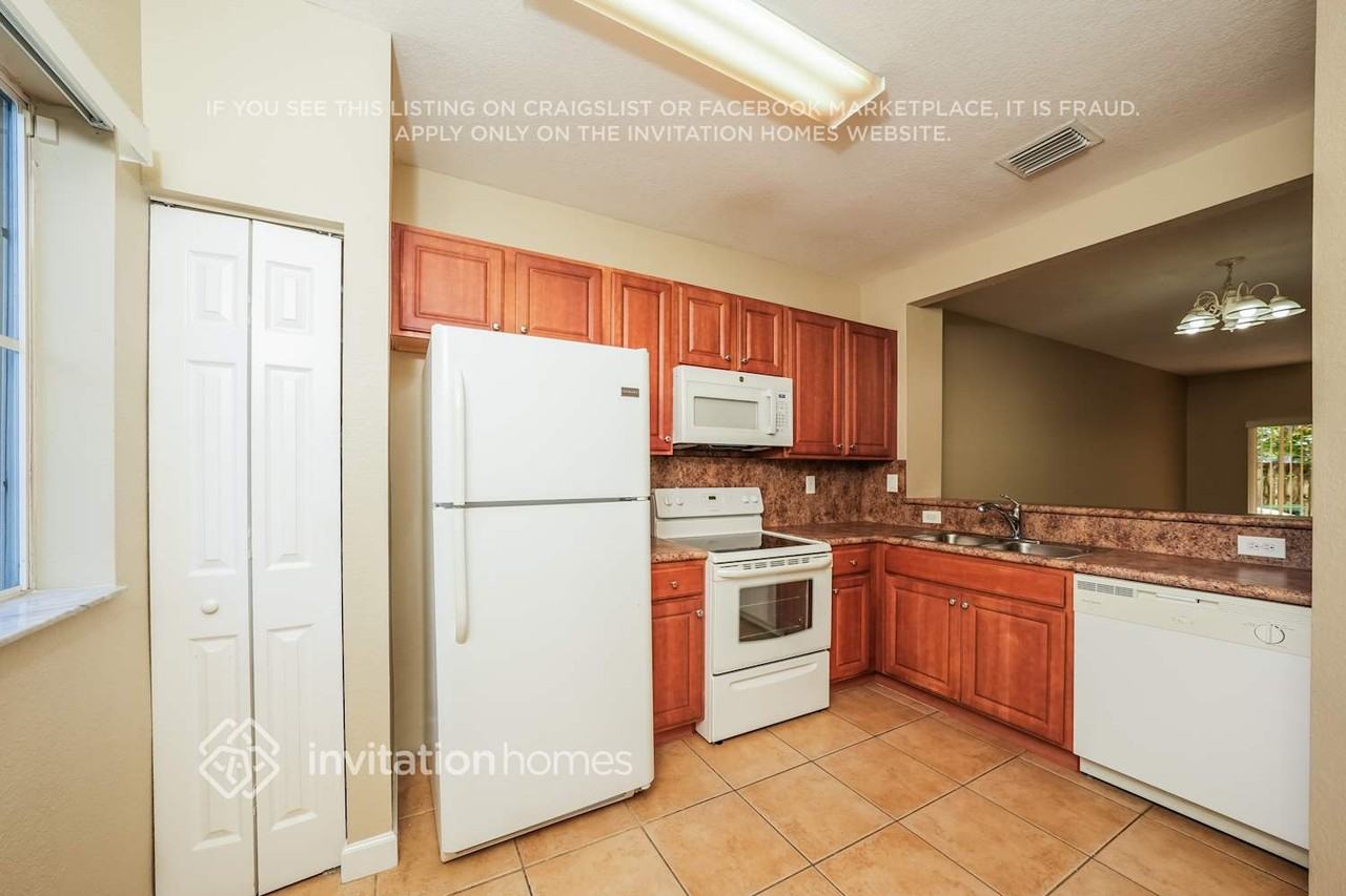 6022 Woodlands Blvd - Photo 7 of 18