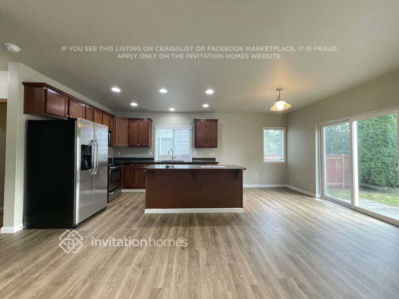 15404 87th Ave E - Photo 3 of 14