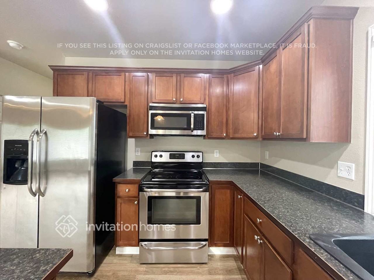 15404 87th Ave E - Photo 4 of 14