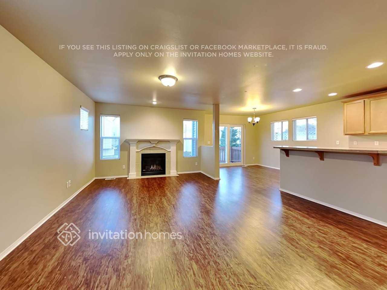 11503 189th St E - Photo 4 of 21