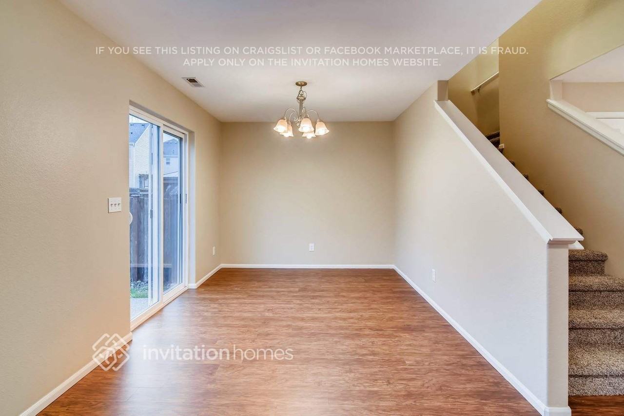 18728 117th Avenue Ct E - Photo 3 of 12