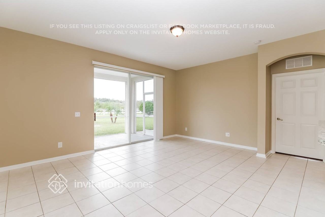 2737 Micah Dr - Photo 2 of 18