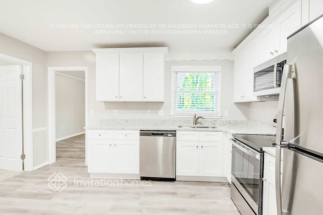 1312 Clermont Rd - Photo 5 of 23