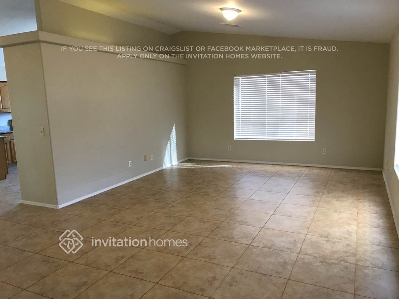 2110 W Roundup St - Photo 2 of 15