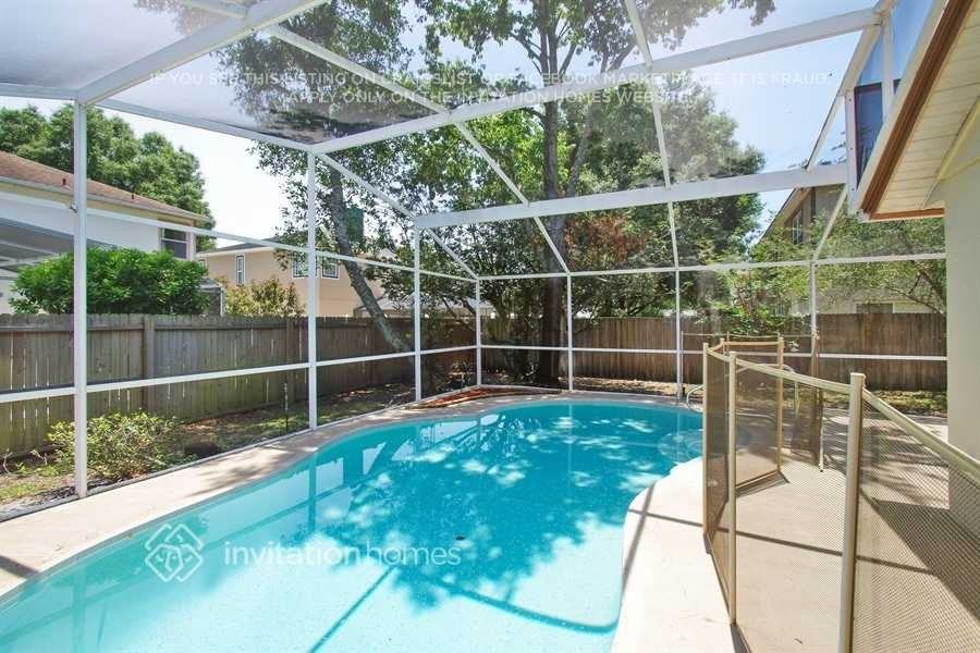 1279 Wyndham Pine Dr - Photo 3 of 7