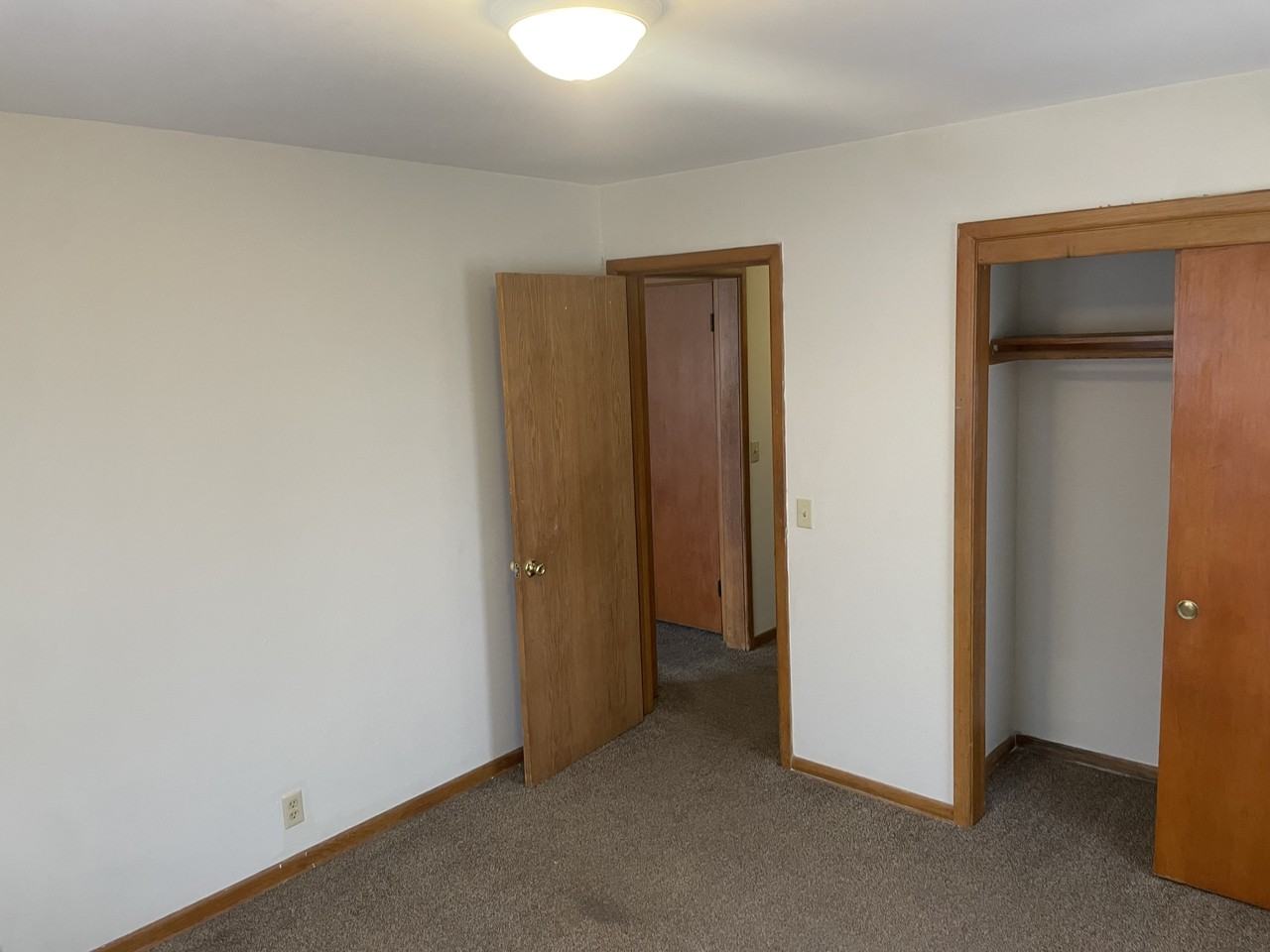 918 S San Pablo Ln #1 - Photo 6 of 8