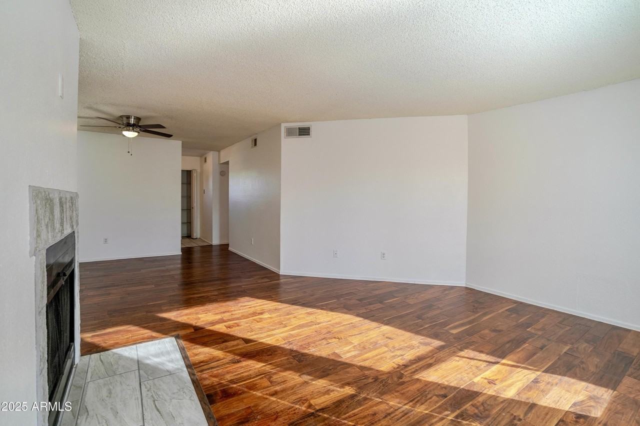 11640 N 51st Ave Apt 250 #250 - Photo 5 of 26