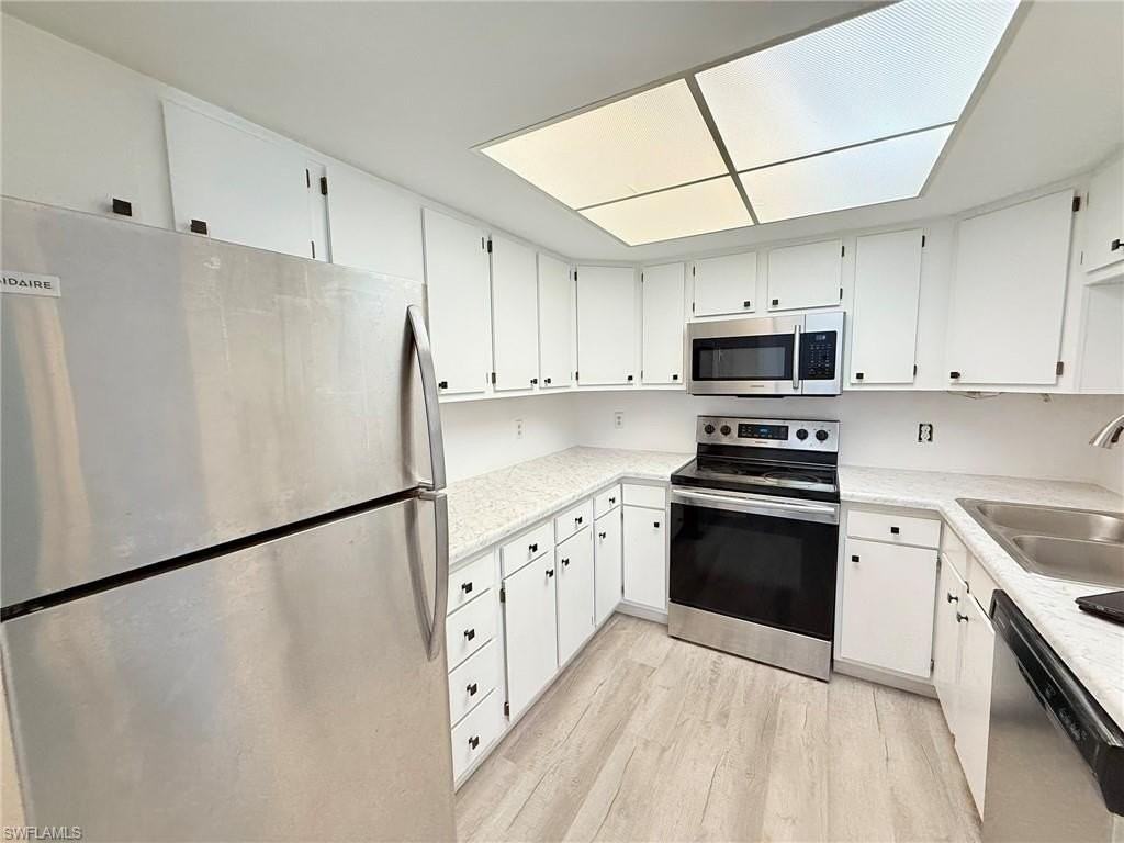 13257 Broadhurst Loop - Photo 4 of 16