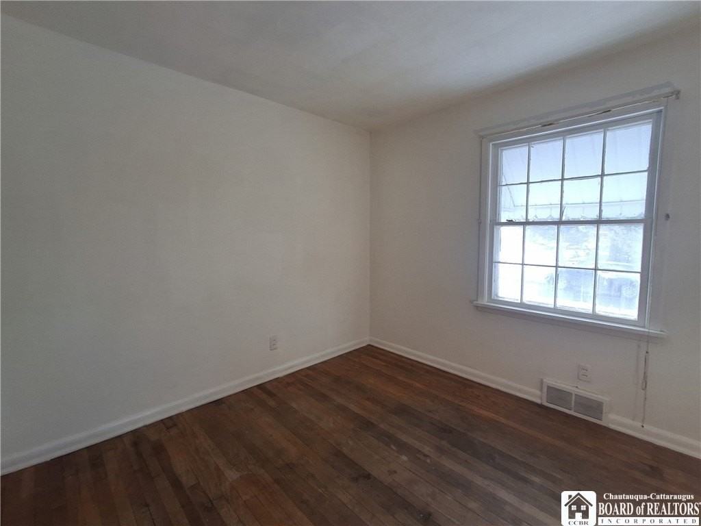 269 Delaware Ave - Photo 4 of 8